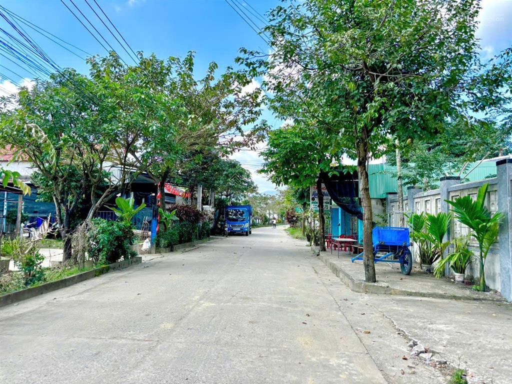 2 lô liền kề trục chính nam hoà tiến  đường 7,5m  full thổ cư  sổ đỏ sẵn