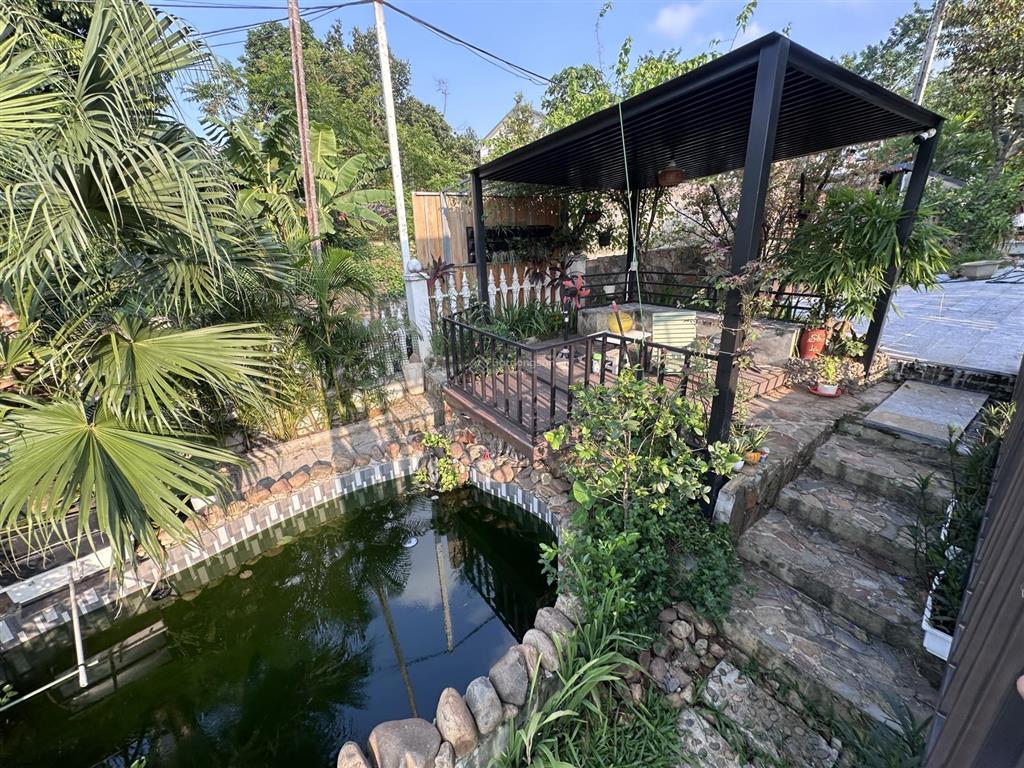 Cắt lỗ villa ba vì 613,8m2 5 phòng ngủ bể bơi sân vườn view núi