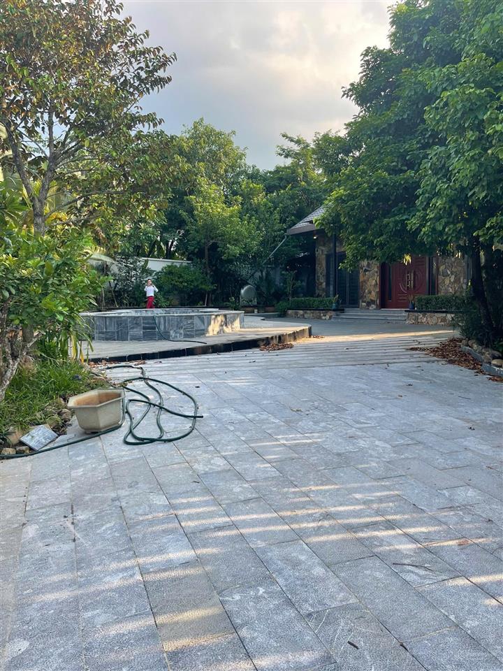 Cắt lỗ villa ba vì 613,8m2 5 phòng ngủ bể bơi sân vườn view núi