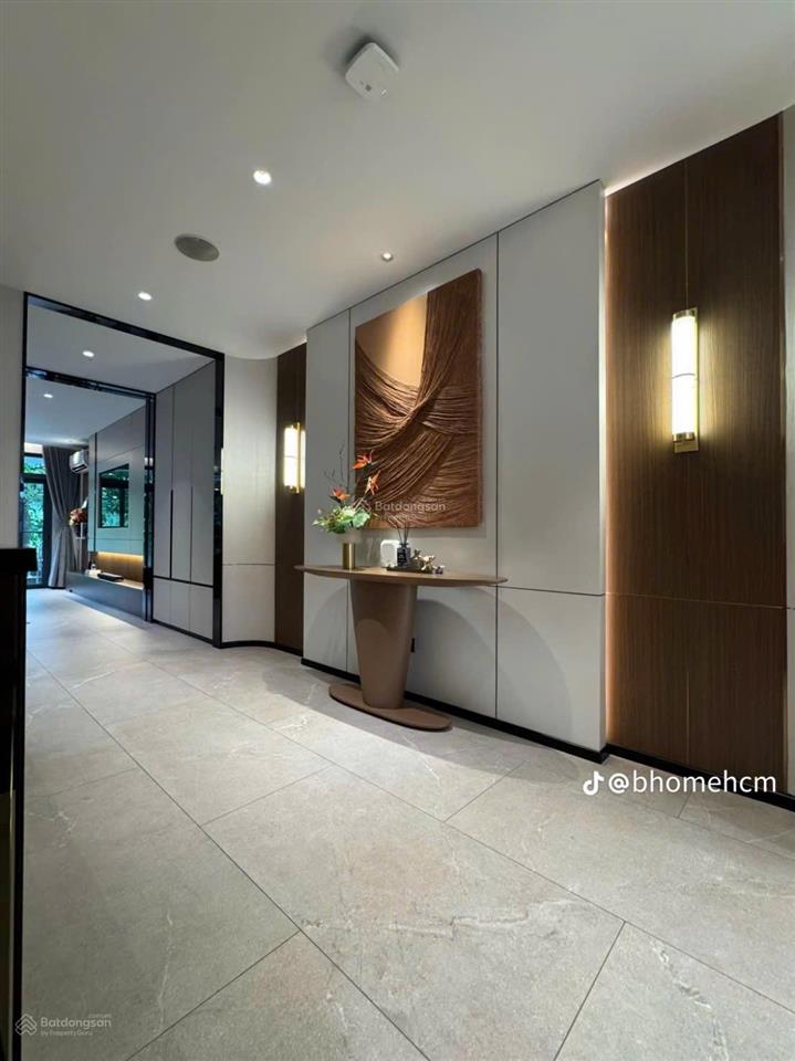Full vị trí góc đẹp, mua trực tiếp cđt chiết khấu 21.5%, trả 30% nhận nhà góp 60 tháng không ls