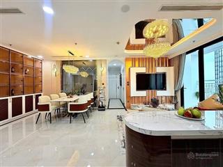 3pn 120m2 view sông cần bán gấp giá chỉ 13 tỷ. có 2 ban công thoáng mát.  0932 662 ***