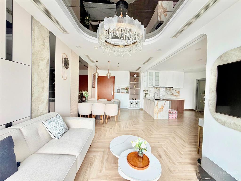 3pn 120m2 view sông cần bán gấp giá chỉ 13 tỷ. có 2 ban công thoáng mát.  0932 662 ***