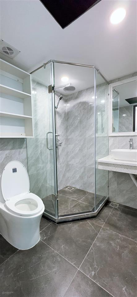 Hot 2n1k tại lạc long quân, tây hồ, hà nội