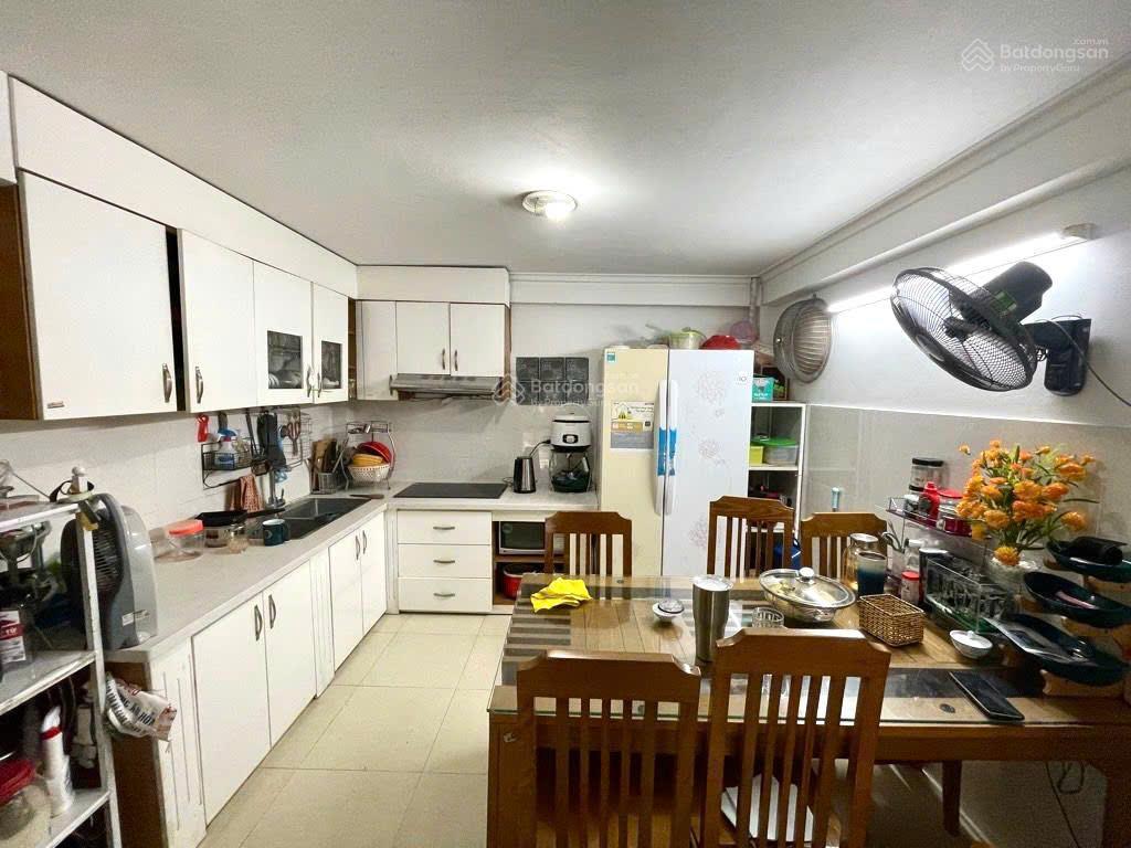 Bán nhà kinh doanh vip, phố cầu diễn  đường rộng, thông thoáng  ô tô chạy vù vù