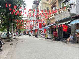 Bán nhà kinh doanh vip, phố cầu diễn  đường rộng, thông thoáng  ô tô chạy vù vù