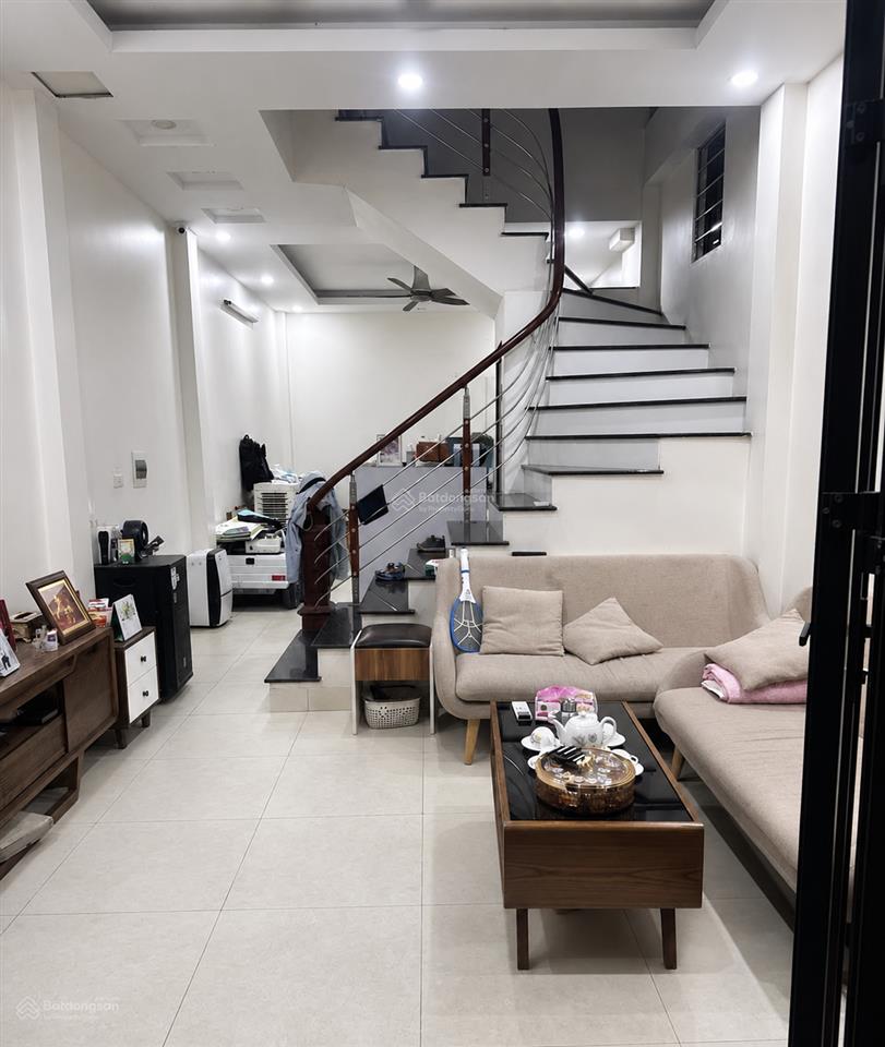 Bán nhà ở vân canh  diện tích rộng 42m2 x 4 tầng  sổ đỏ sẵn sàng  ở ngay  giá 6.44 tỷ