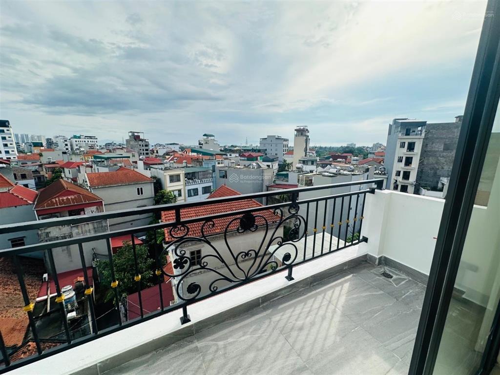 Bán nhà ở kim hoàng  35m2 x 6 tầng  thang máy vi vu  nhà mới tinh  ở ngay  nhiều tiện ích