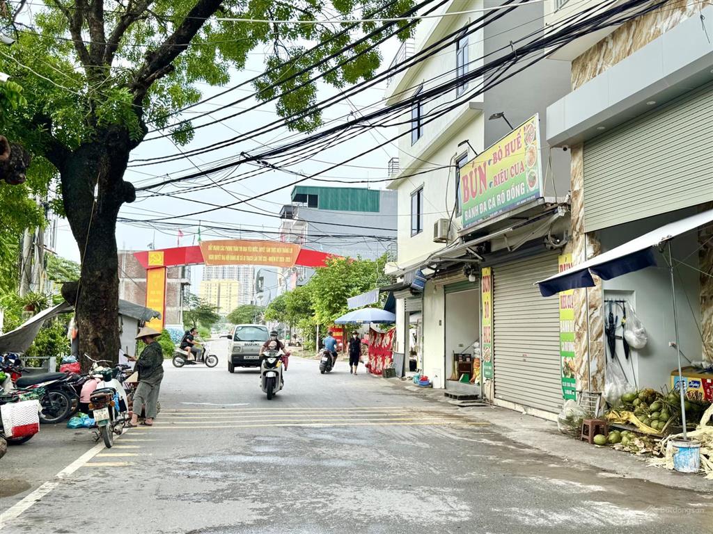 Bán nhà ở văn minh  phân lô  bmw ngủ trong nhà  đường thông  kinh doanh  hàng xóm hinode
