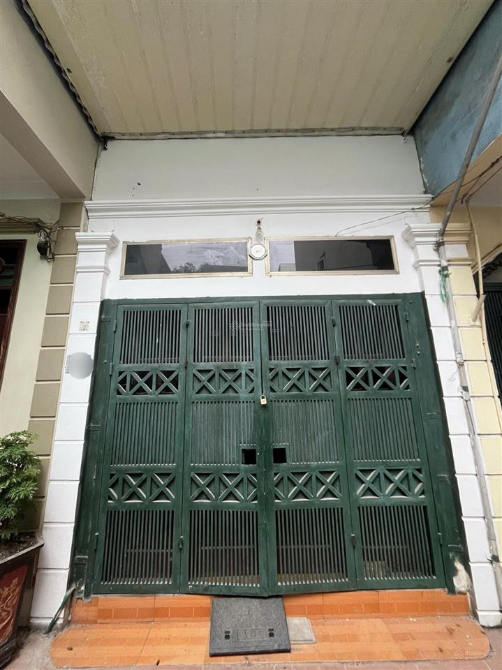 Bán nhà ở đường 70 xuân phương  vf3 đỗ cổng  đường thông sang foresa  hai mặt thoáng trước sau