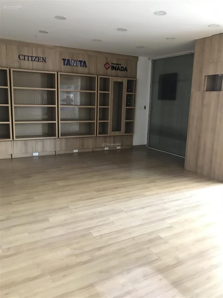 Lô góc hiếm 3 thoáng mặt phố đê la thành 8 tầng + hầm, mặt tiền 9m hiện đang cho thuê 150tr/tháng
