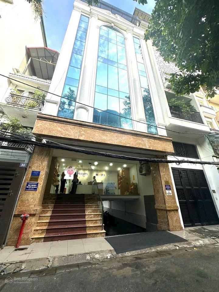 Mua là có dòng tiền building 140m², thái thịnh, khách thuê sẵn 180 triệu/tháng
