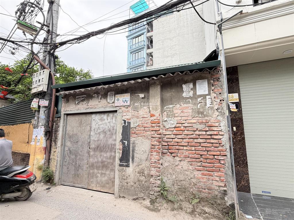 Bán đất tặng nhà mặt phố nguyễn đức cảnh  158m2  xây building 8 tầng