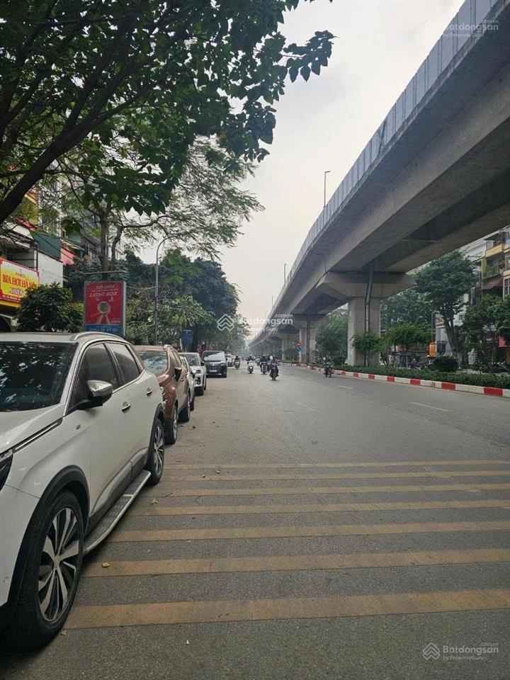 Bán đất tặng nhà mặt phố nguyễn đức cảnh  158m2  xây building 8 tầng