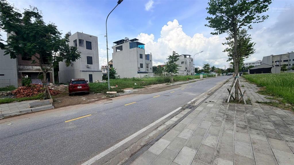 Bán gấp lô góc dự án tấn đức jsc giá 22tr/m2 gần gophổ yên
