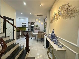 Giá hiếm phố ngọc thụy 45m2, 4 tầng, lô góc, mặt tiền đẹp, ô tô, ngõ nông, gần trường việt pháp