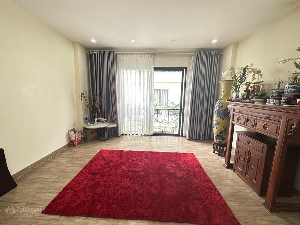 Giá hiếm phố ngọc thụy 45m2, 4 tầng, lô góc, mặt tiền đẹp, ô tô, ngõ nông, gần trường việt pháp