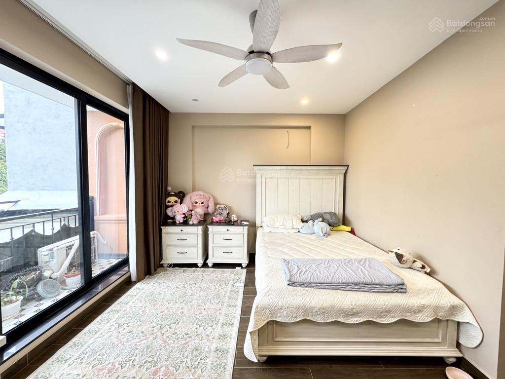 Bán nhà phố ngọc thụy, 115m2  5t  nội thất sang xịn, sống đẳng cấp hoặc mở nhà hàng, 20 tỷ