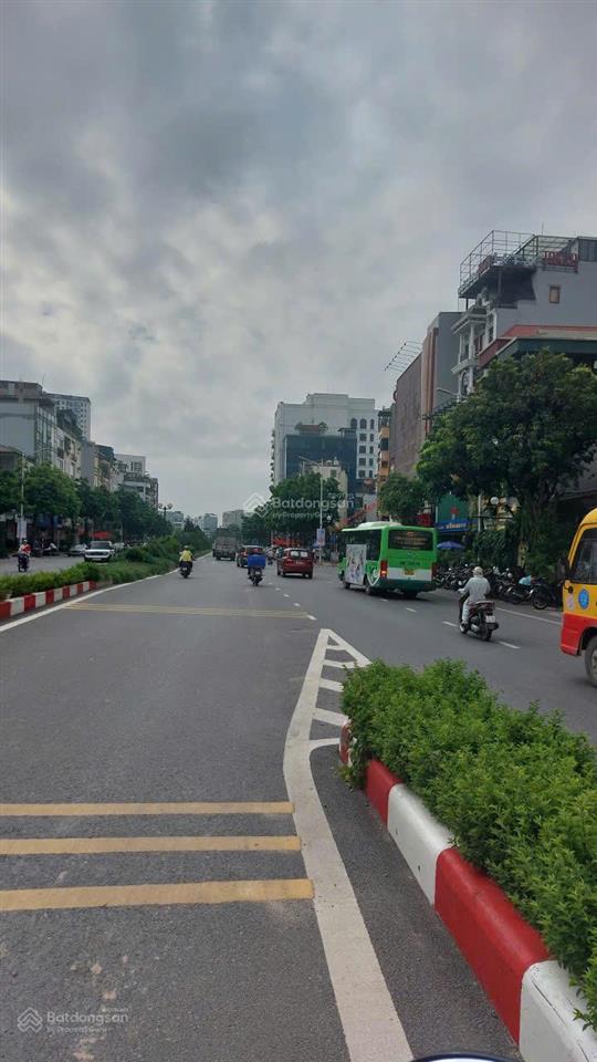 Hiếm, rộng, giá rẻ phố hồng tiến 100m2, ô tô thông, mặt tiền rộng, nội thất xịn, tiện ích 25.5 tỷ