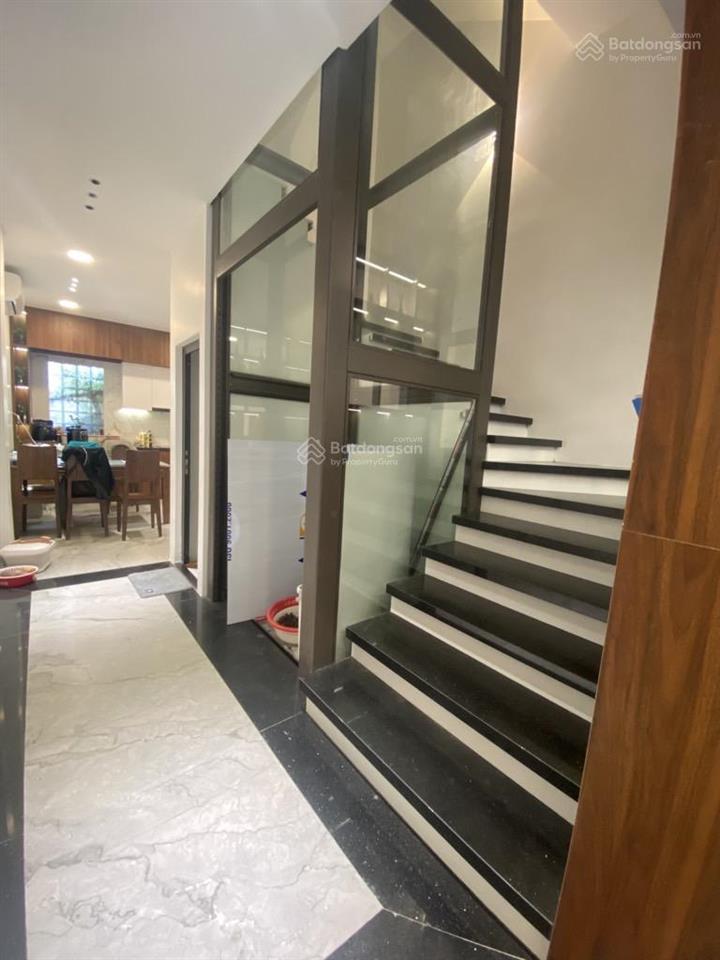 Nhà đẹp dân xây p. nguyễn văn linh, 55m2  5t, gara ô tô, ngõ thông gần chợ phúc đồng