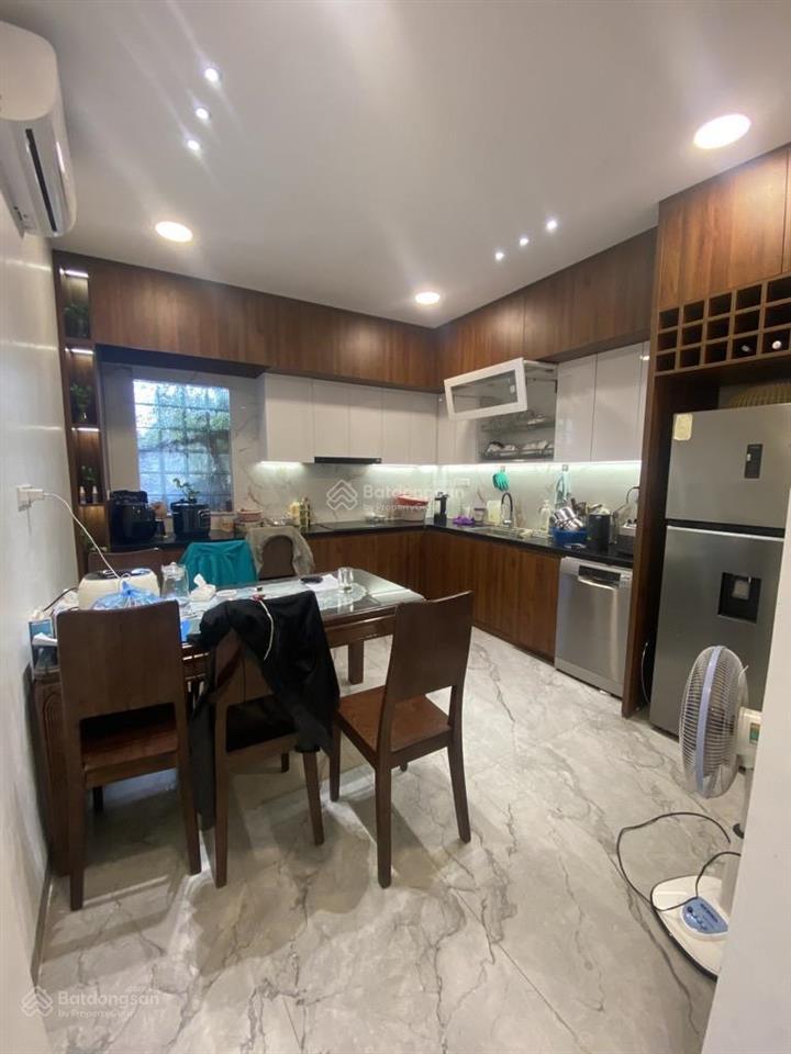 Nhà đẹp dân xây p. nguyễn văn linh, 55m2  5t, gara ô tô, ngõ thông gần chợ phúc đồng