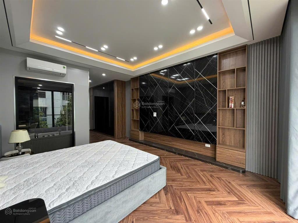 Phố lâm hạ, ít nhà bán, 50m2  8t, nội thất đẳng cấp, đường vào nhà rộng thênh thang