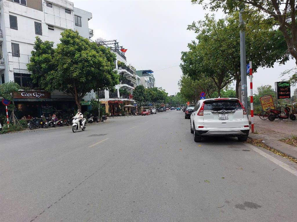 Phố lâm hạ, ít nhà bán, 50m2  8t, nội thất đẳng cấp, đường vào nhà rộng thênh thang