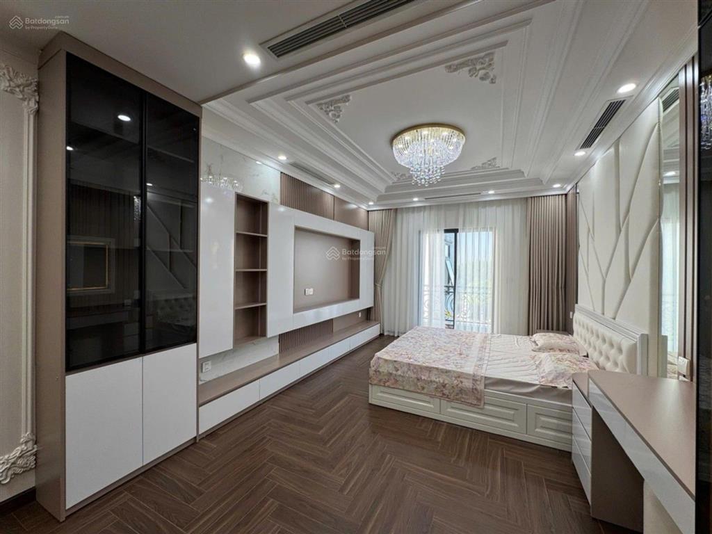 Bán nhà mặt phố hồng tiến, 26,5 tỷ, 50m2, 4pn, 7 tầng, uy tín, giá cực chất
