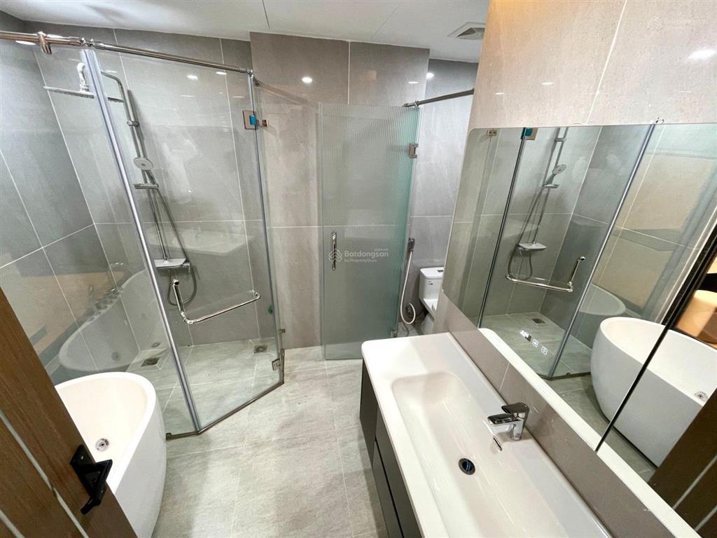 Bán gấp nhà riêng tại tđc ngọc thụy, 24,5 tỷ, 50m2, 7 tầng, mặt tiền 4,5m