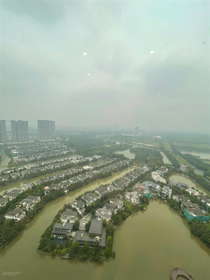 Giảm sâu 300tr  bán nhanh căn 1n view biệt thự đảo sang nước ngoài định cư.  em 0836 823 ***