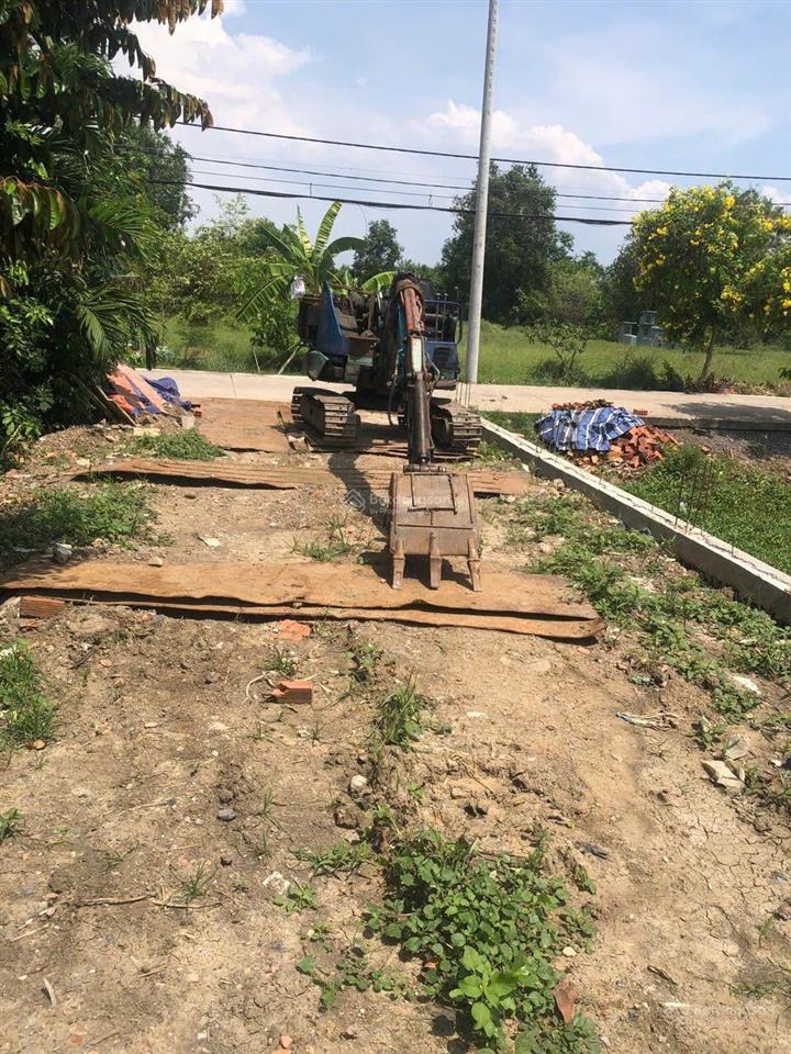 Bán 2051m2 đất bình chánh, thổ cư 800m2 giá tốt nhất thị trường