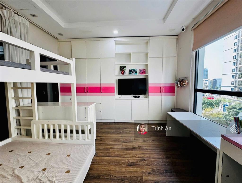 Bán cắt lỗ căn t11 times city 2pn 83m² gỗ óc chó, điều hoà âm trần giá 9, x tỷ