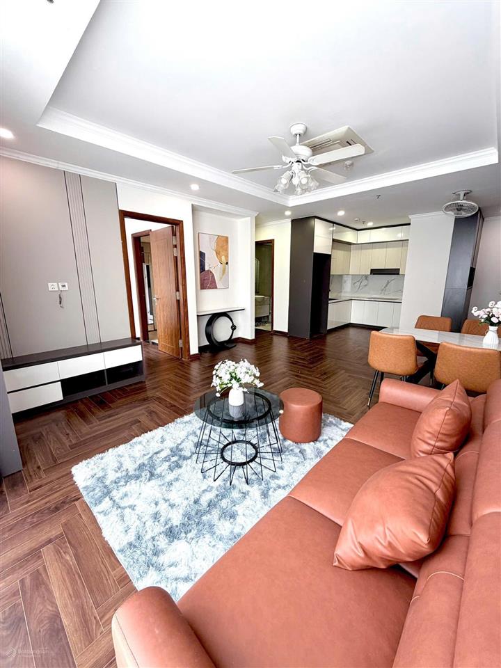 Chính chủ gửi bán p07 times city tầng cao 34  87,5m2, bc đông nam mát, giá 11,x tỷ