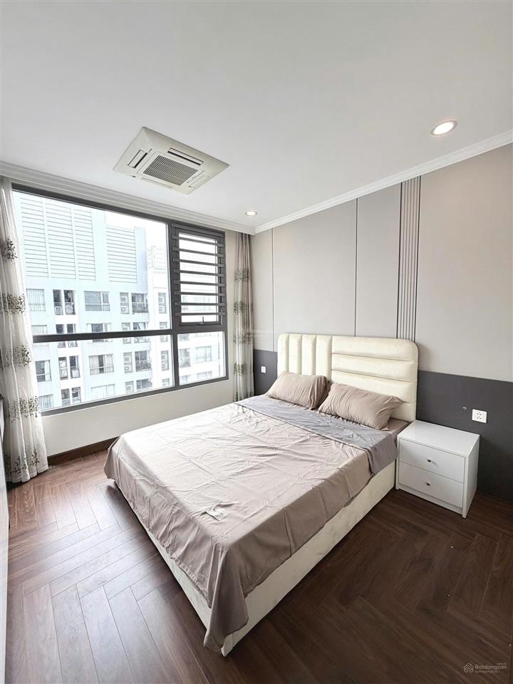 Chính chủ gửi bán p07 times city tầng cao 34  87,5m2, bc đông nam mát, giá 11,x tỷ