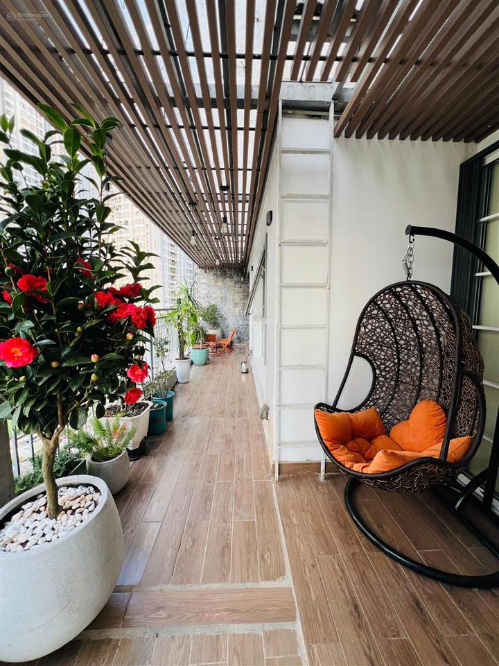 Căn đập thông p7 times city 162m2 + 30m sân vườn, full đồ luxury, giá chỉ 23,x tỷ
