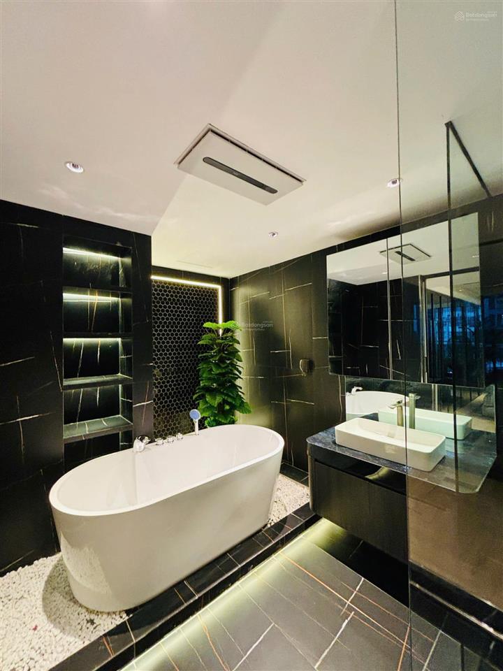 Căn đập thông p7 times city 162m2 + 30m sân vườn, full đồ luxury, giá chỉ 23,x tỷ