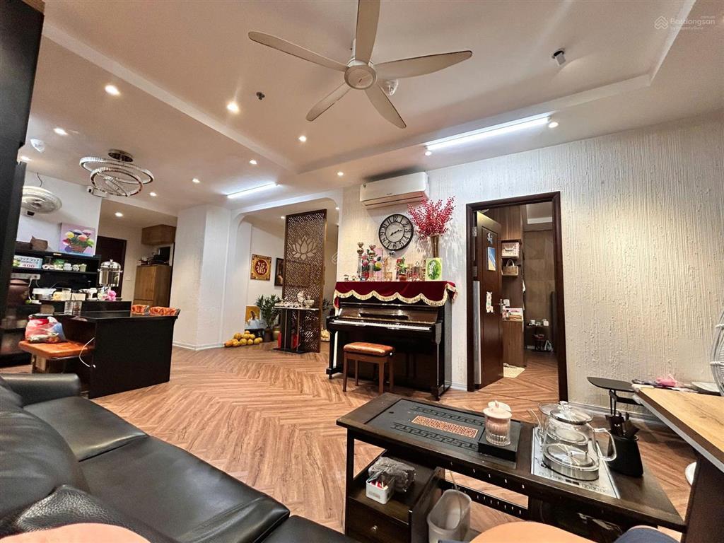 T18 căn 3pn 95m² tầng 29 góc đẹp, full đồ mới, đã sửa sáng, giá 11.5 tỷ tl, nhà đang sửa