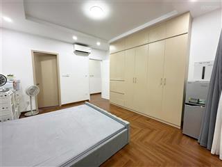 Chính chủ gửi bán t04 ban công nam 95m² nhà sửa đẹp, 2pn rộng dễ lên 3pn