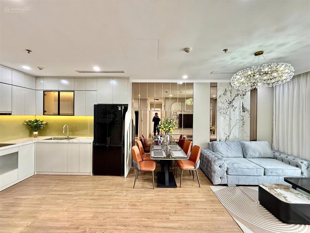 Chính chủ gửi bán t04 ban công nam 95m² nhà sửa đẹp, 2pn rộng dễ lên 3pn