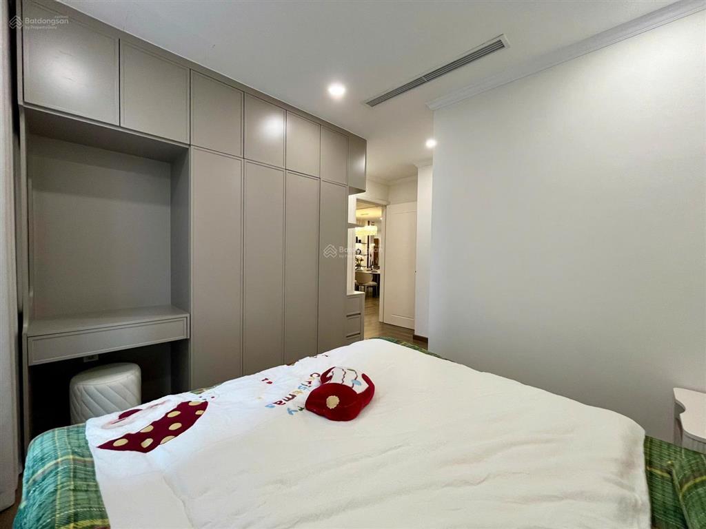 Bán gấp căn góc 3pn t08 times city  view nhạc nước, giá 11,x tỷ thương lượng