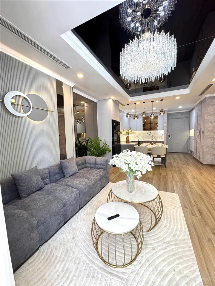Chính chủ bán căn p609  full nội thất đẹp, chỉ xách vali về ở