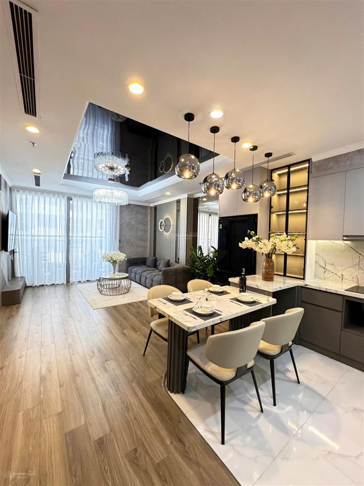 Chính chủ bán căn p609  full nội thất đẹp, chỉ xách vali về ở
