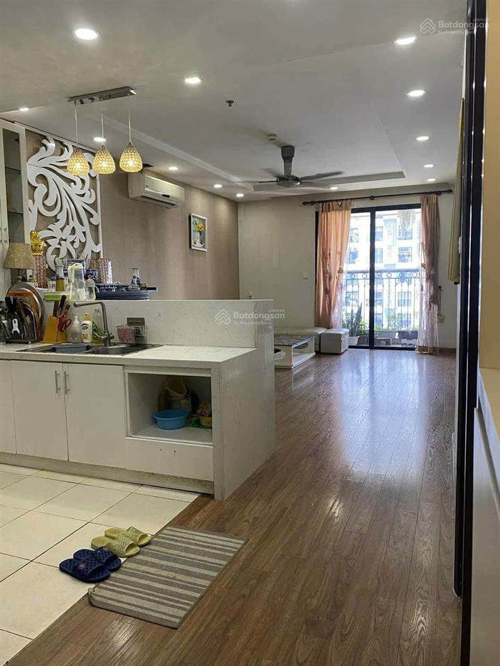 Chị gái gửi bán 2pn t04 tầng trung cao | 95m² sổ đỏ | bc nam view thoáng | có slot ô tô