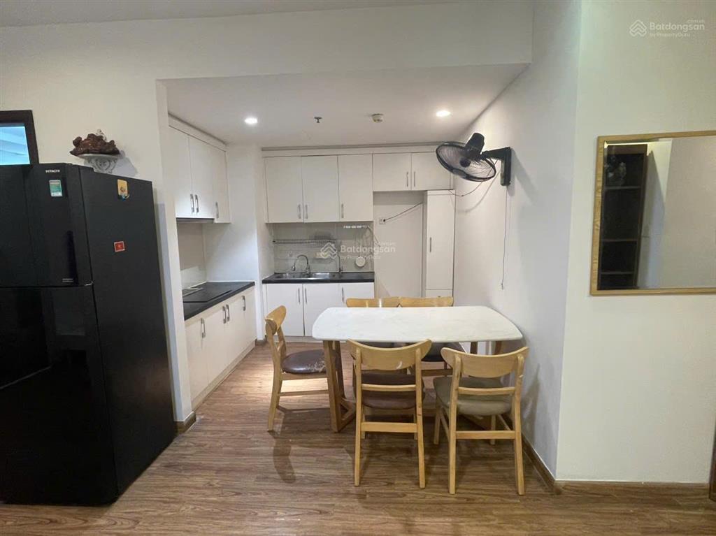 Cho thuê căn hộ t09 83m², 2pn full nội thất, ban công nam, vào ở ngay, chỉ 13,5 triệu/tháng