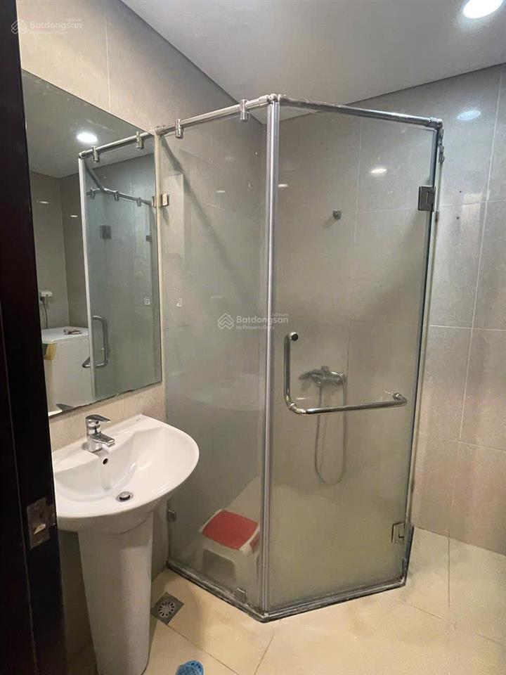 Cho thuê căn hộ t09 83m², 2pn full nội thất, ban công nam, vào ở ngay, chỉ 13,5 triệu/tháng