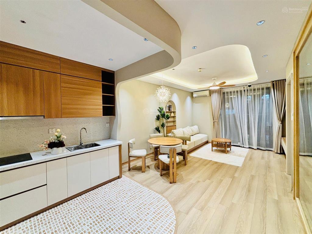 Bán căn 2pn t05 times city 76m2, tầng 5, bc bắc, có slot ô tô, sổ sẵn, giá 8,9 tỷ