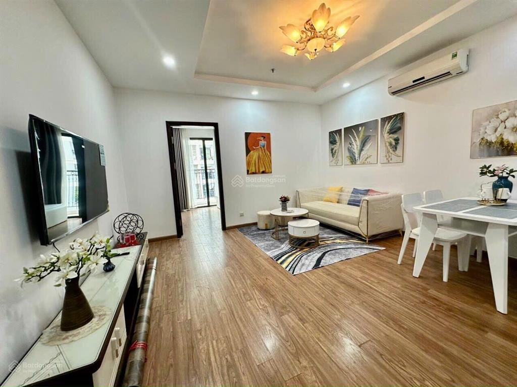 Bán căn 1 ngủ t08 53m2, sổ 47m2, nhà đẹp full nội thất, giá 5,3 tỷ thu về, có tl