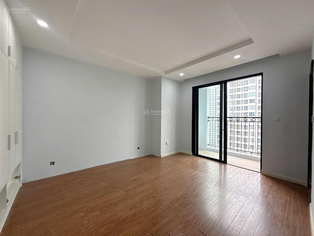 Bán căn 3pn t1122 times city 106,6m2 bán không đồ giá 11,5 tỷ thu về