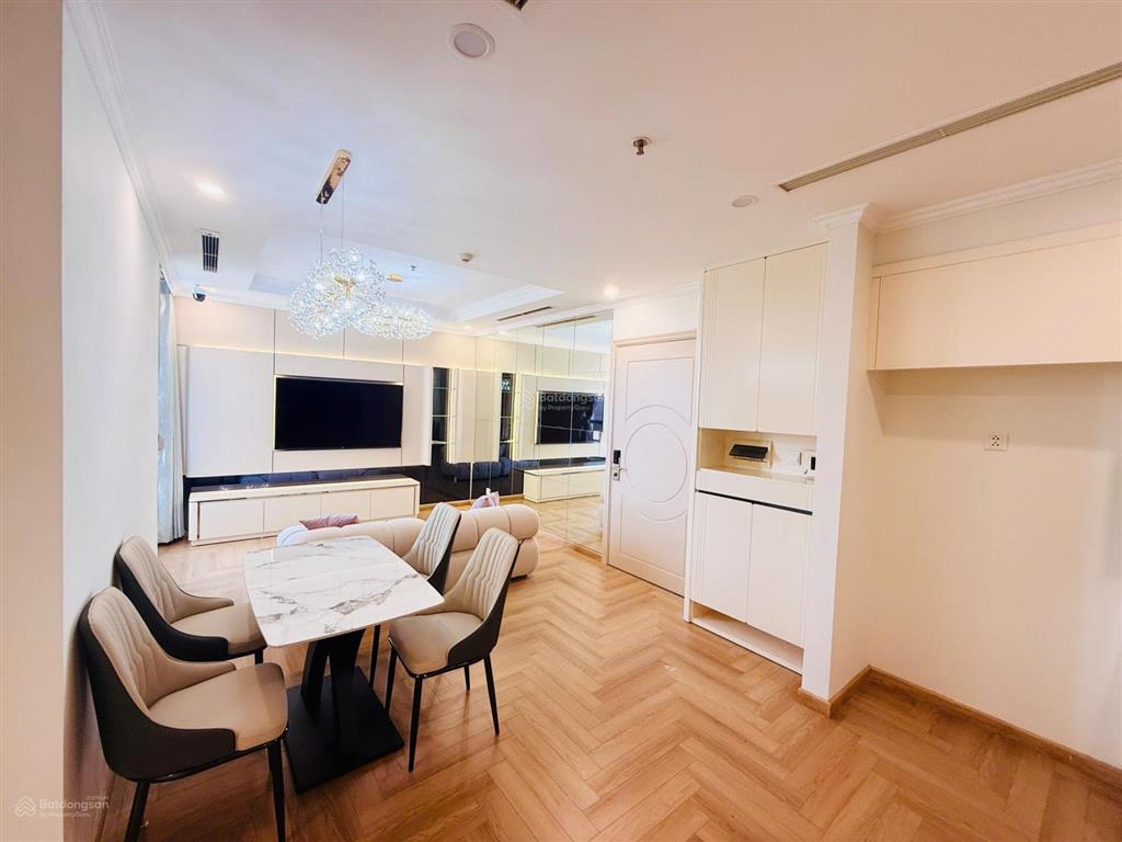 Bán căn 2pn p05 park hill 64m2, ban công đông nam, view thoáng, full đồ  giá chỉ 6,9 tỷ