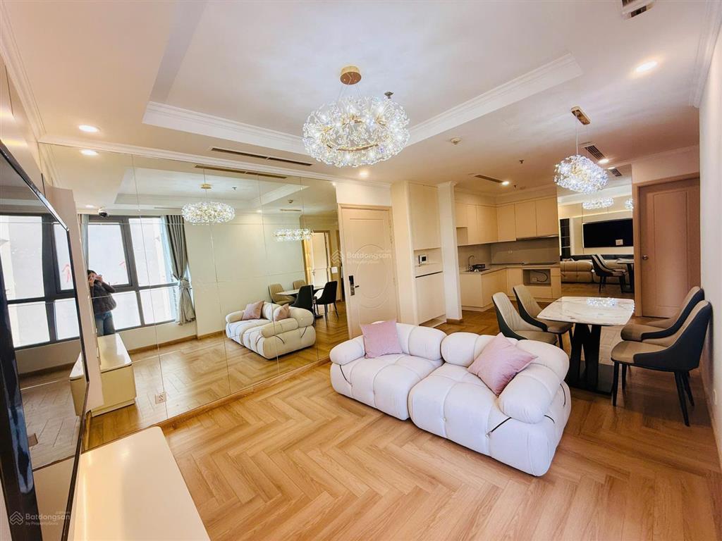 Bán căn 2pn p05 park hill 64m2, ban công đông nam, view thoáng, full đồ  giá chỉ 6,9 tỷ