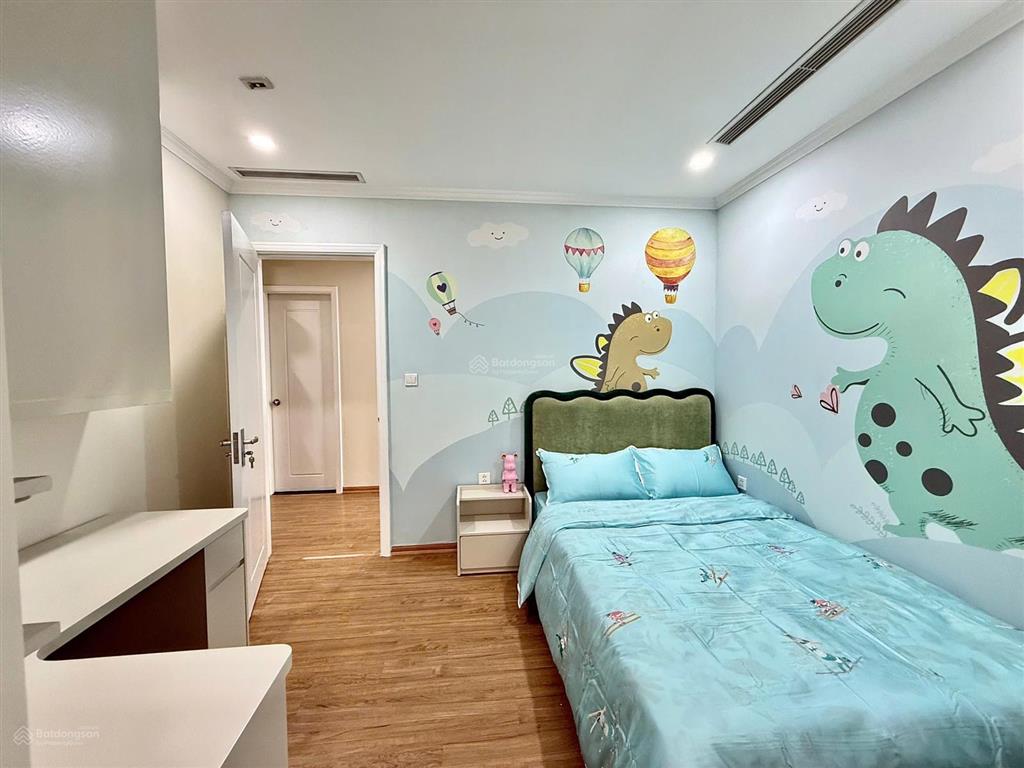 Bán căn góc p05 tầng 11, 103m², 3pn, ban công đông nam, full nội thất mới, đang cho thuê homestay